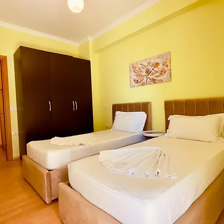 Vlora - Ggpremiumstays - 2 Double Bedrooms Apartment First Line Exclusive Beachfront With 2 Balconies Exterior photo